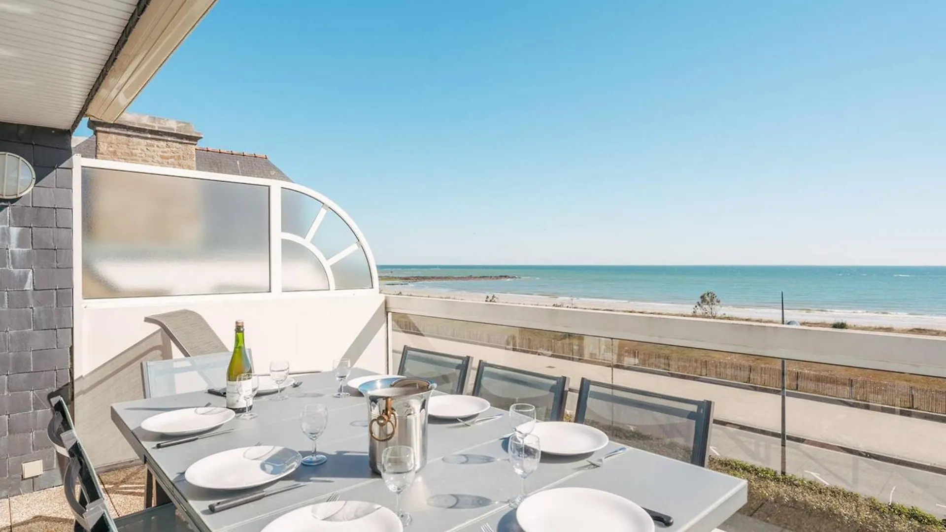 Appartement Vue Mer 2 Pieces + Mezzanine A Carnac, Terrasse, Parking, Proche Plage Et Commerces - Fr-1-477-84